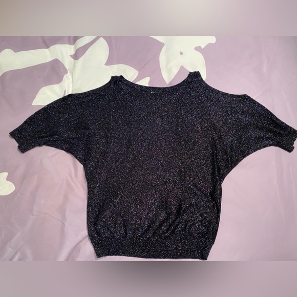 Express metallic/shimmer cold shoulder sweater - Picture 3 of 8